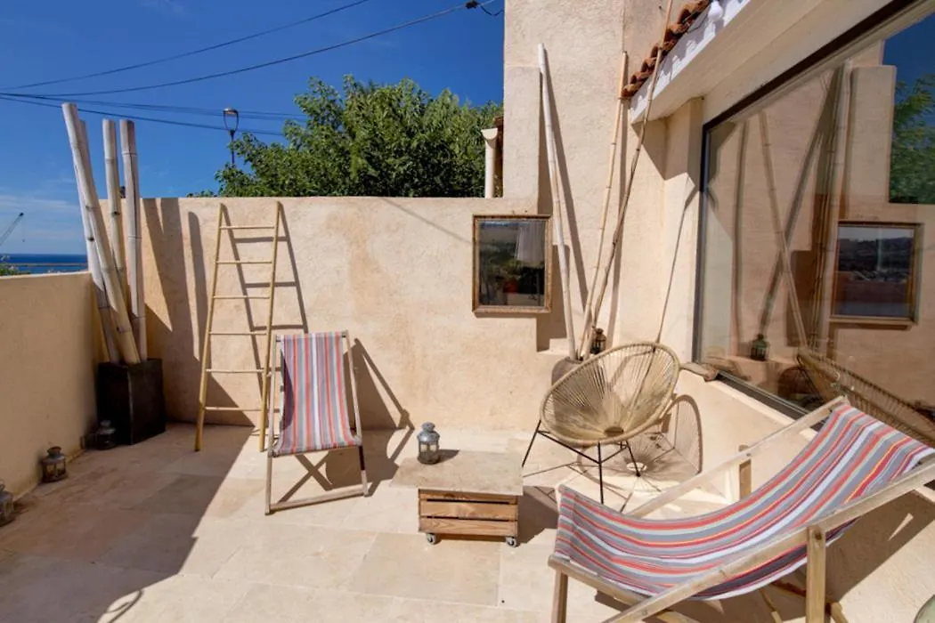 Maison Vue Mer, Marseille. Francie